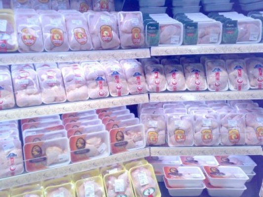 Scandalul cărnii de la Avicola Călăraşi: Selgros Constanţa a retras 3,8 tone de carne de la rafturi